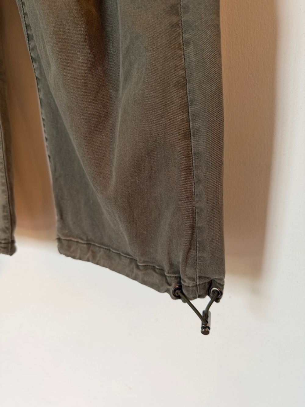 PAIGE women's reid joggers vintage forester green 28 - Picture 3 of 5